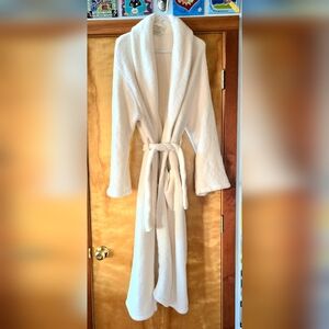 NWOT Barefoot Dreams Long Shawl Collar Robe Size 2